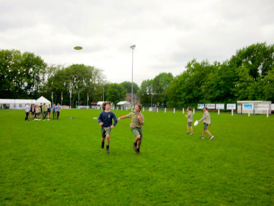 Sint-Martinus den XIIde - Frisbee Initiatie 2013